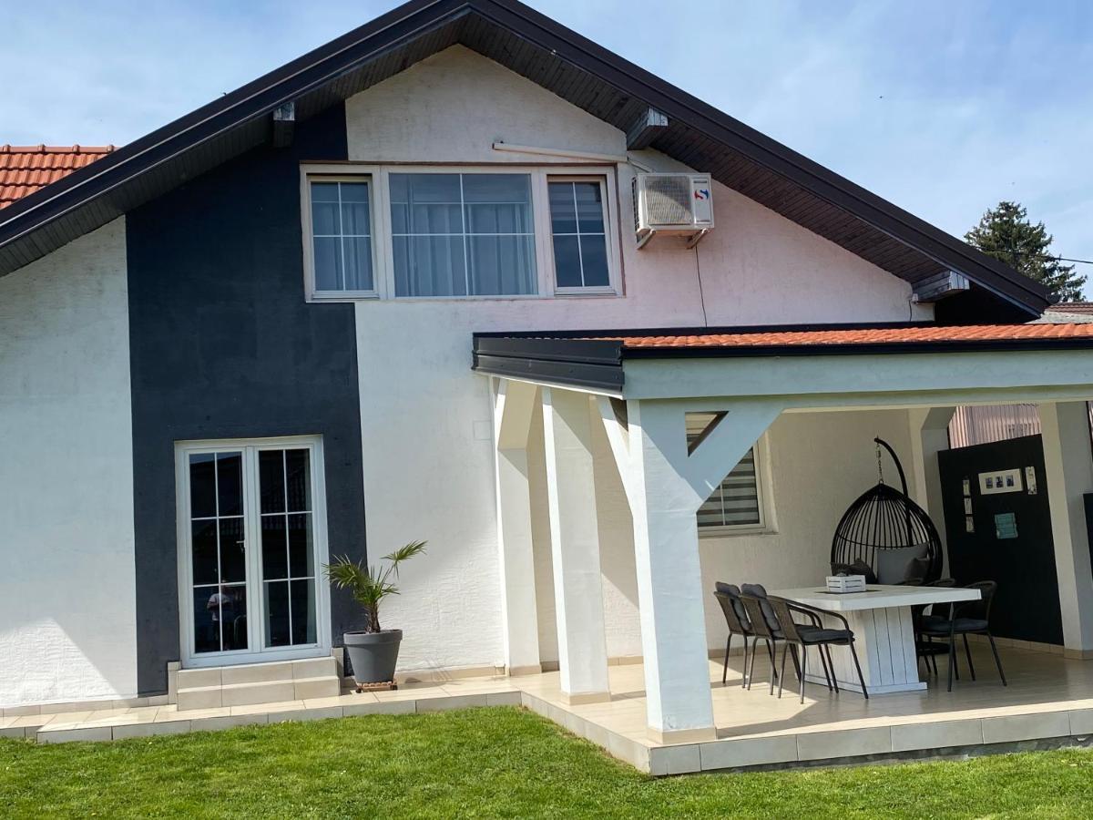 Apartman Slivnica Pri Mariboru ภายนอก รูปภาพ